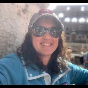 Meet your Posher, Kendra